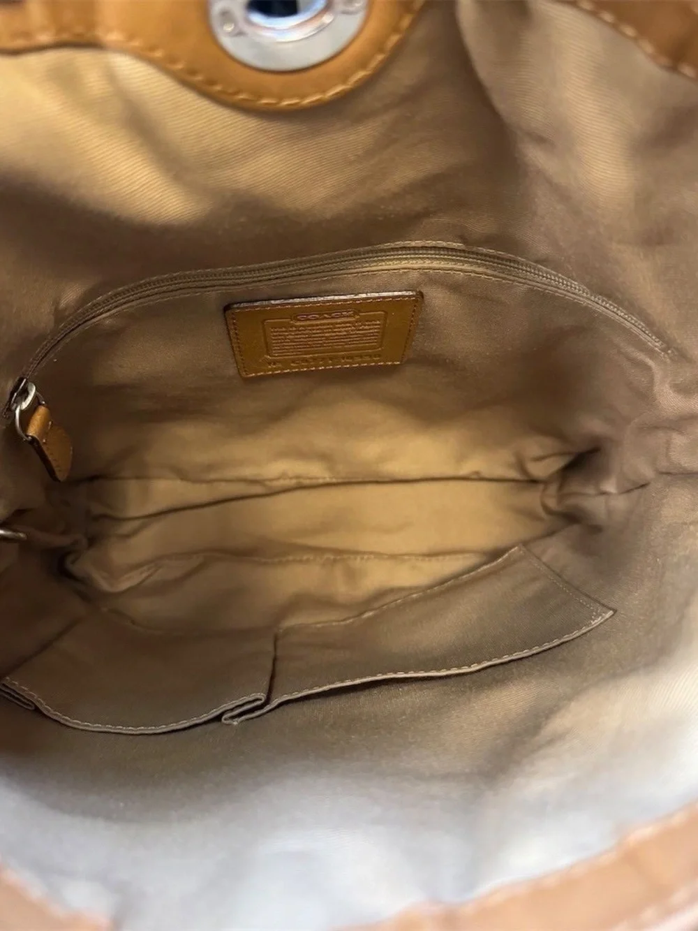 Coach Chelsea Hobo Shoulder Bag Beige Tan Signature Braided Strap - Picture 4 of 9